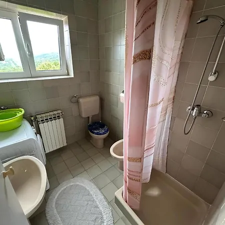 App 2 2 * Crikvenica