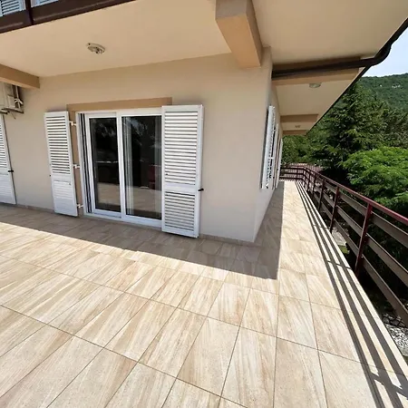 App 2 2 * Crikvenica